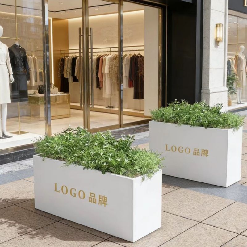 Iron outdoor flower boxes, flowerpots, rectangular planting containers for municipal use, garden and balcony decorations, galvanized steel flower troughs, partition fences, and outdoor display arrangements