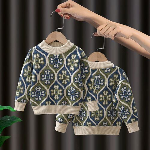 Children's one-piece plush padded knit sweater with striped pattern, popular for both boys and girls