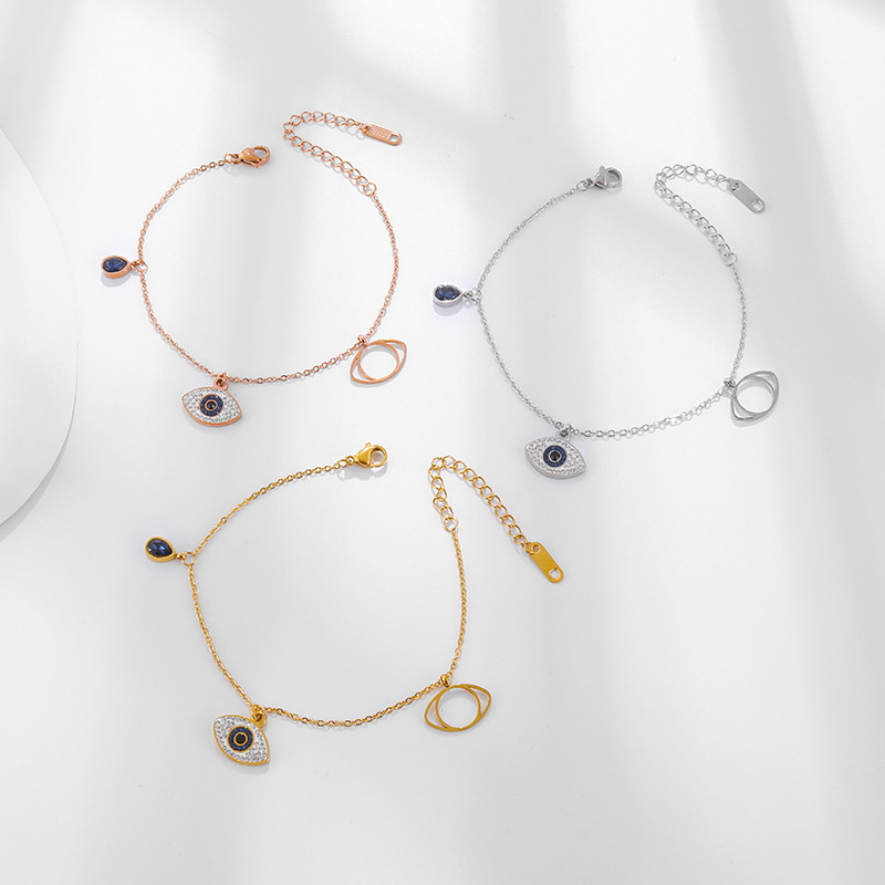 Devil's Eye pendant bracelet uses Shijia beating heart Swarovski element titanium steel material factory