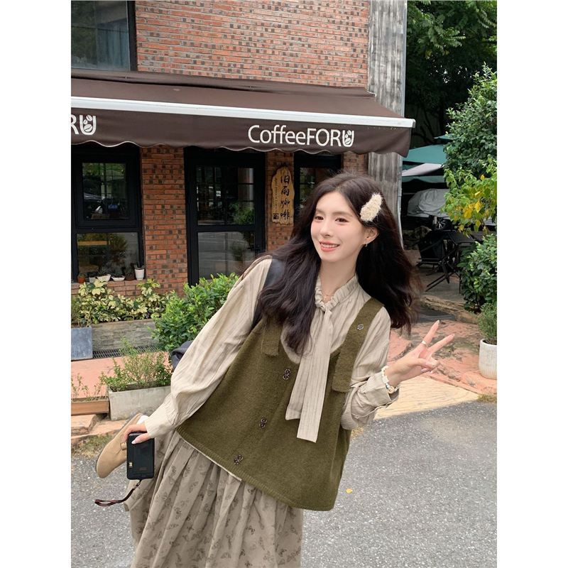 系带长袖衬衫叠穿针织马甲背心毛衣两件套女秋冬印花半身长裙套装|undefined