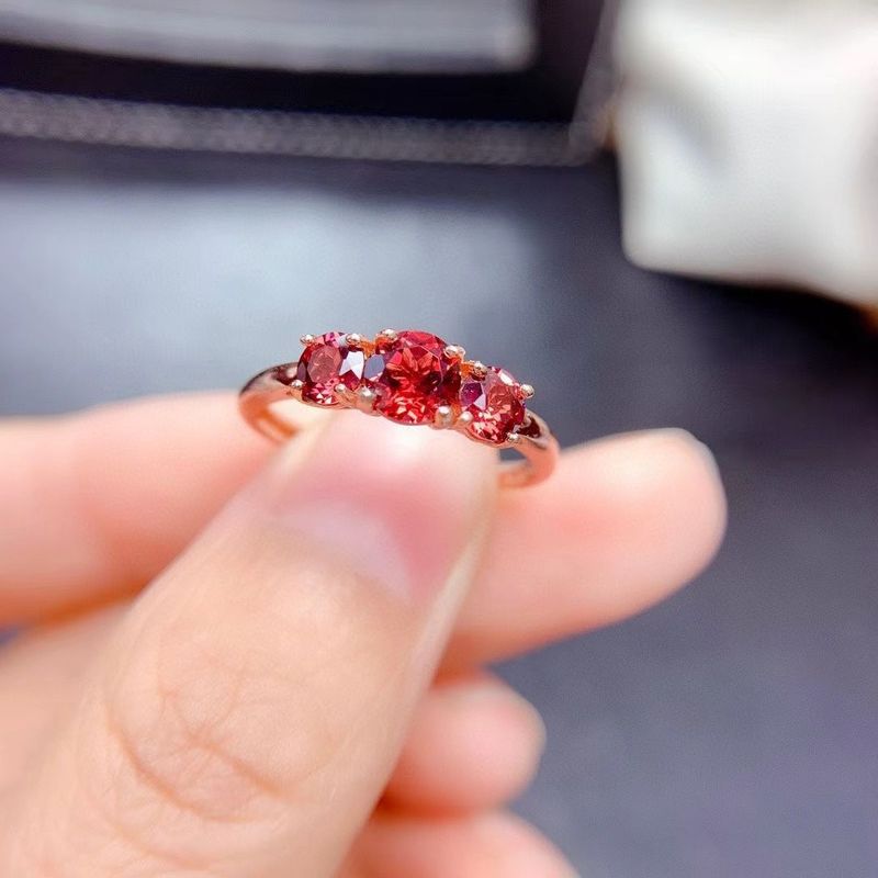 本格的な天然の黄水晶の指輪の旺夫の女性の指輪の開口部は小さい大衆の設計の指輪の925銀の百合の金を調節することができます。|undefined