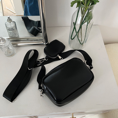 2024 Korean New Ins Minimalist Personality Trendy Cool Retro Clutch Small Square Bag Three-in-One Shoulder Crossbody Bag