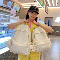 新商品のカバンは韓国版の原宿の大学生のカバンです。