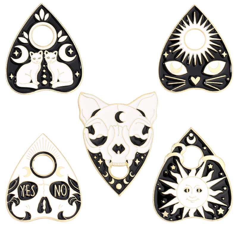 Fashion Heart Shape Alloy Stoving Varnish Metal Brooches display picture 10