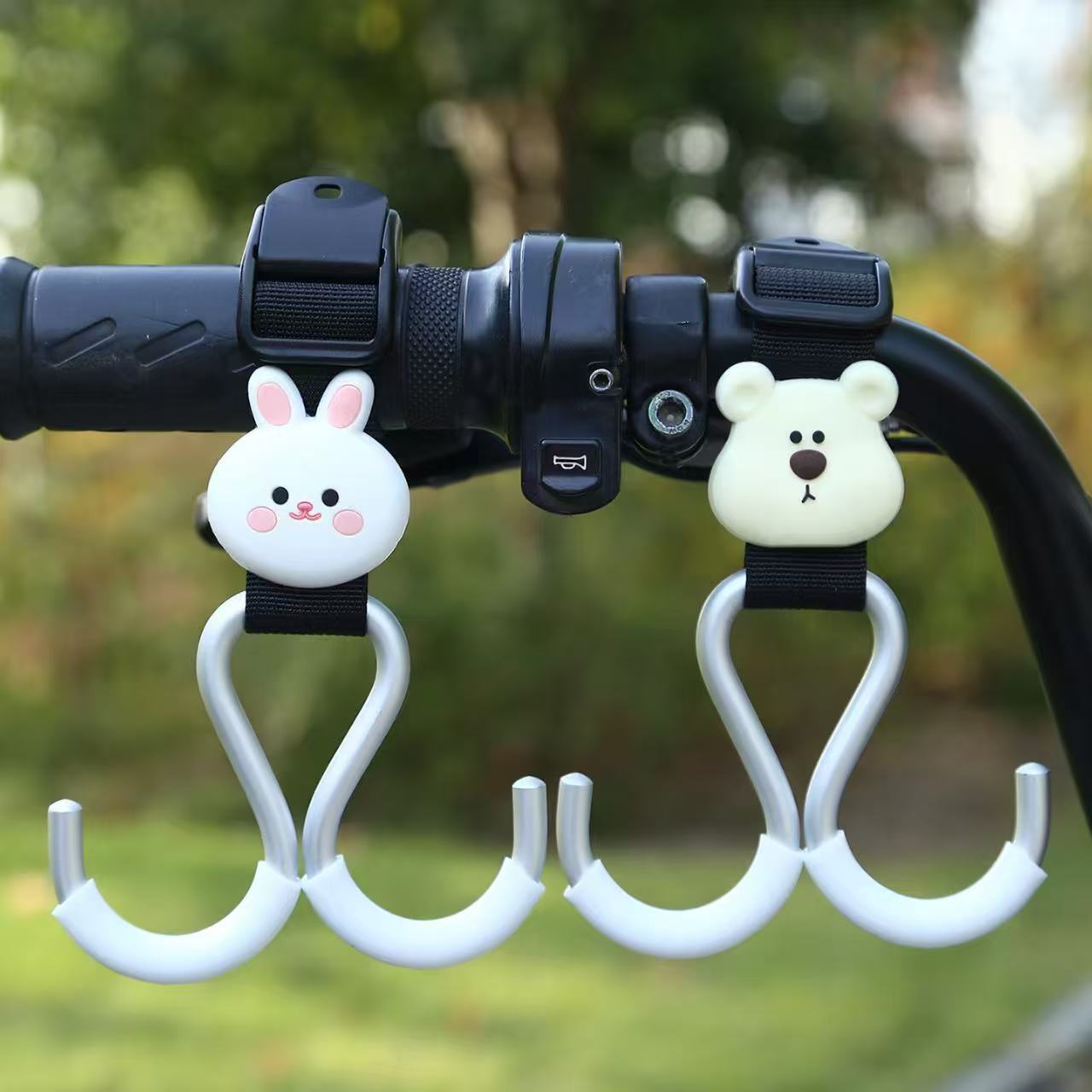 Universal Front-Mounted Heavy-Duty Hook for Electric Vehicles, Motorcycles, Bicycles, and Helmets