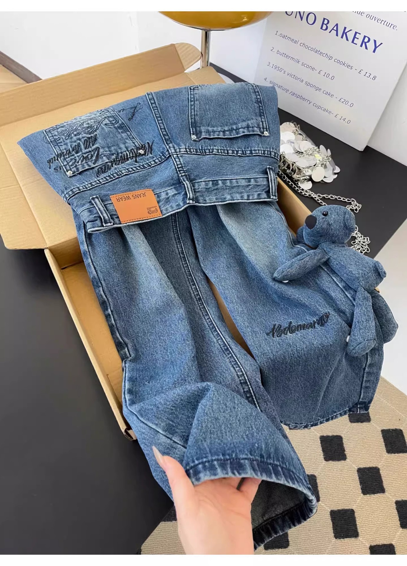 Women's High-Waisted Slimming Wavy Washed Denim Jeans Casual Loose Wide Leg Floor-Length Trousers With Letter Embroidery American Retro Summer Style_mkmklike.com