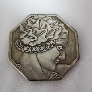 Antique Crafts 1885 European and American Relief Copy Commemorative Medal Brass Silver Plated Material T2191
