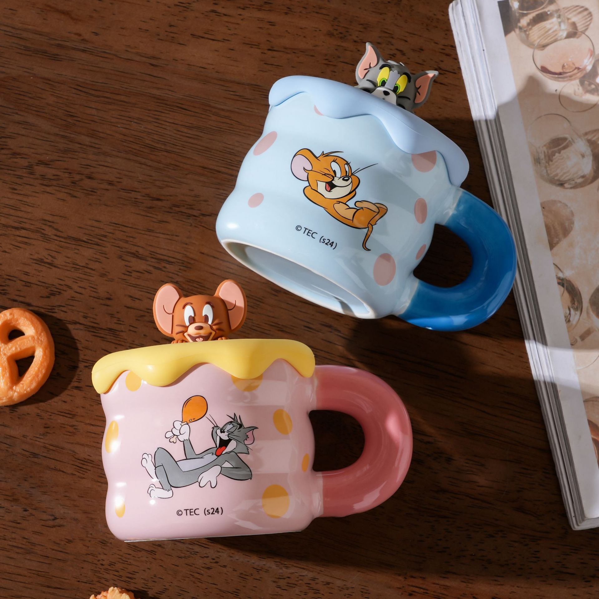 Gato y ratón taza de leche taza de café con tapa de alta calidad de la niñez taza de cerámica de agua lindo regalo de cumpleaños