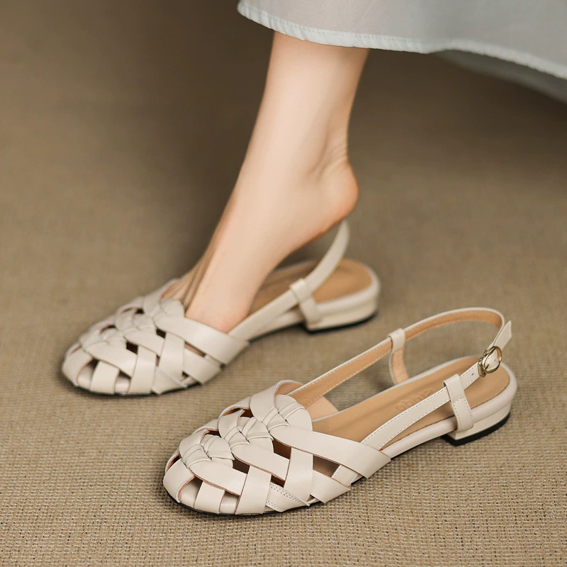 Женские летние сандалии-римлянки из натуральной кожи, плоские, с круглым носком, открытой пяткой, из дышащей ткани с верхним слоем из телячьей кожи, художественный дизайн, 2025 год.