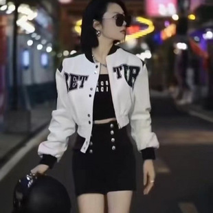 С���ӾW�t������̿�Ƥ������Ů�������ĸ�����r�К��|�紺����