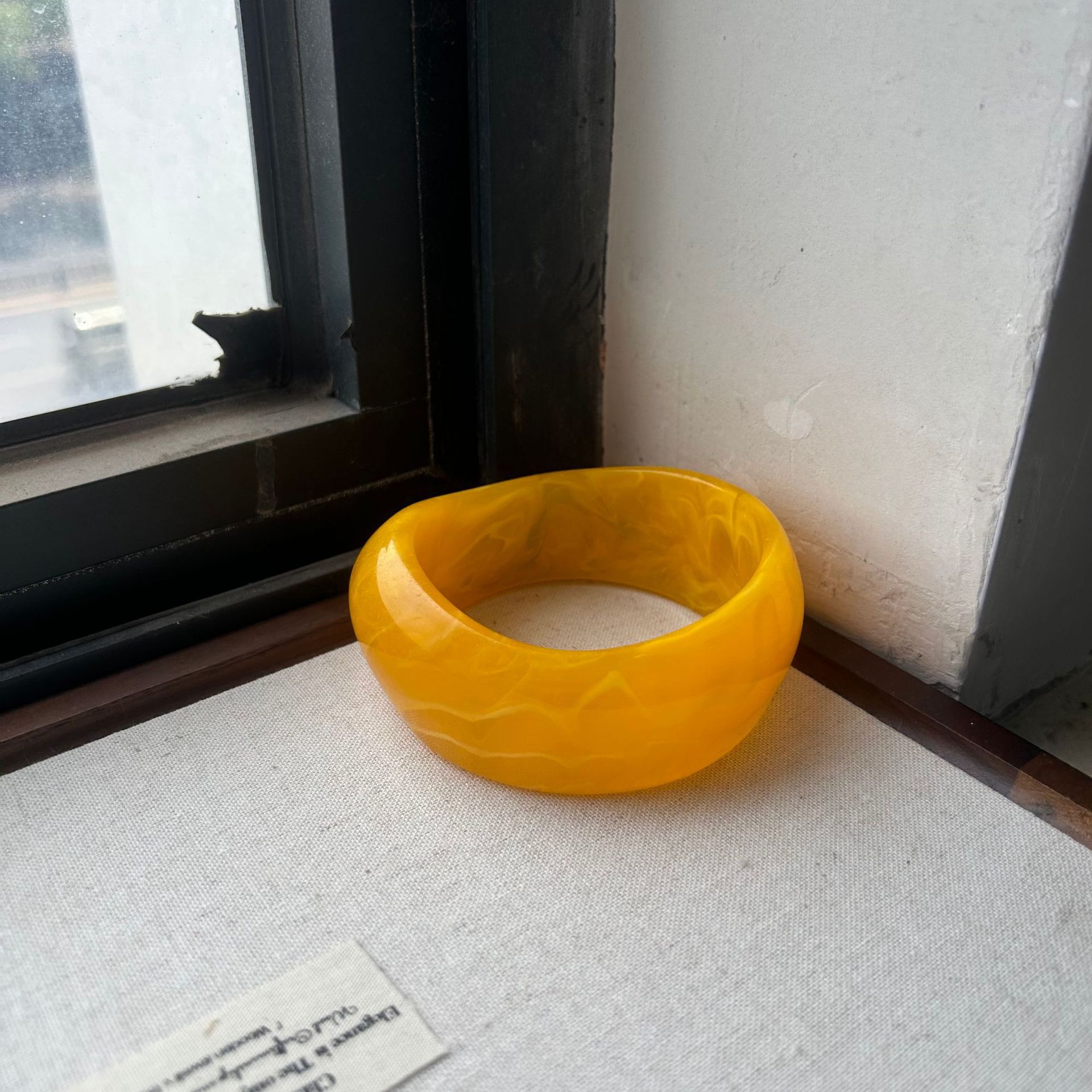 Yellow (inner diameter 66.8 weight 67.2 grams)