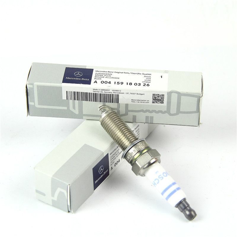 Applicable to Mercedes-Benz C200 E260L GLK300GLB/S/E-Class C- Class adaptation ML350 GLC GLE spark plug