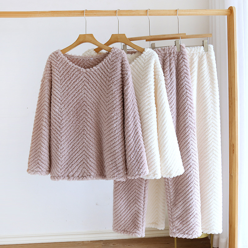 Autumn and Winter pajamas women's flannel warm solid color pullover coral fleece fleece-lined thick loose plus size home wear suit Autumn and Winter pajamas women's flannel warm solid color pullover coral fleece fleece-lined thick loose plus size home wear suit