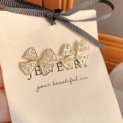 Korean-style bow earrings, sweet pearl temperament, trendy diamond-studded individuality, commuting high-end, minimalist earrings