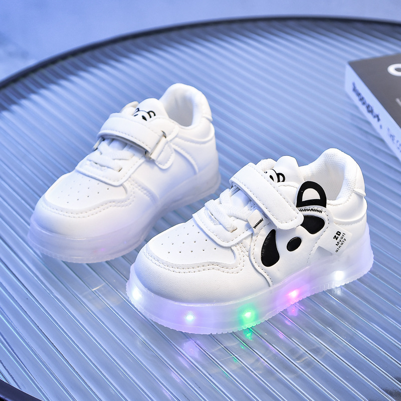 Zapatos para bebés y niños pequeños 2025 nueva colección primavera/otoño, zapatos luminosos de dibujos animados con suela suave para bebés, zapatos luminosos para niños y niñas, zapatillas antideslizantes.