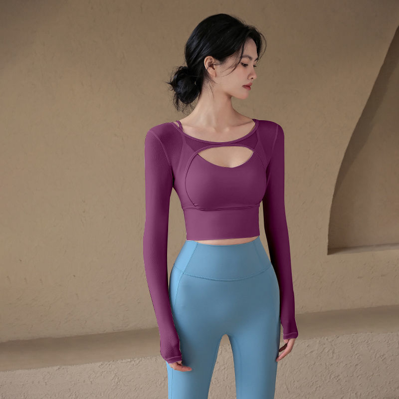 Long-Sleeved T-Shirt with Chest Pad for Yoga Wear for Women, European and American Style Sexy, Hollow Mesh Stitching on the Chest, Sports Fitness Top