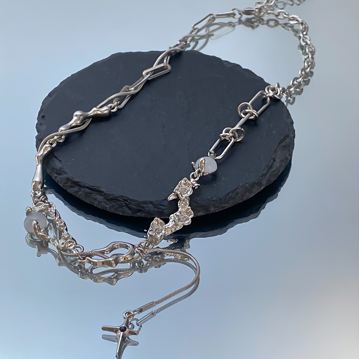 28g Weight Necklace Classification 1 Piece Quantity Daily Occasion Titanium Steel Material Waves Pattern Women'S Gender Plating Design Fashion Style Fashion Waves Titanium Steel Plating Necklace 1 Piece 3