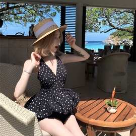 （打揽）法式黑色波点v领挂脖背心女夏季花苞收腰美背外穿辣妹上