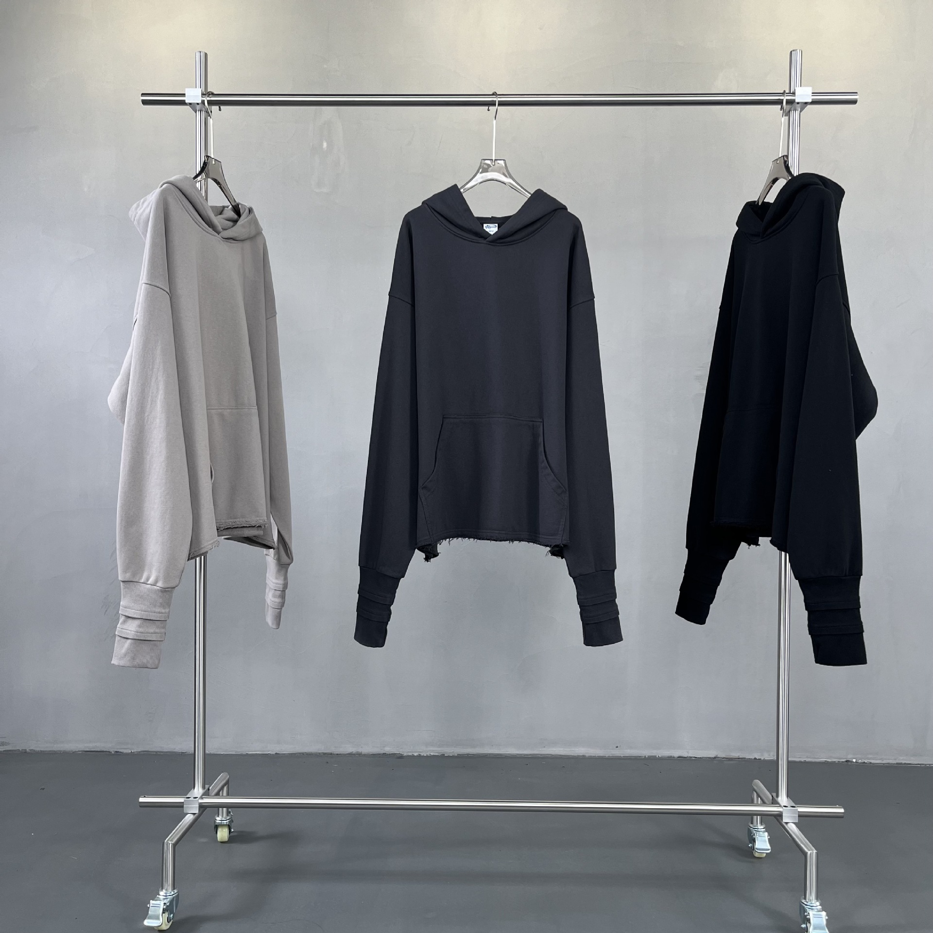 Men's Clothing washed old hooded jacket with loose edge ninja sleeves oversize sweater hoodies_voghion.com