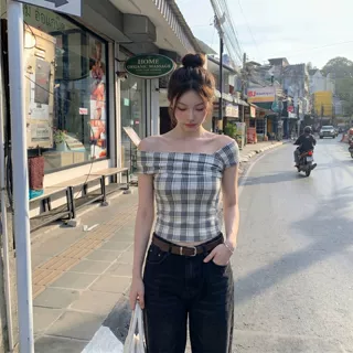 大码胖妹妹辣妹风格纹不对称露肩T恤夏季新款高级感chic别致上衣