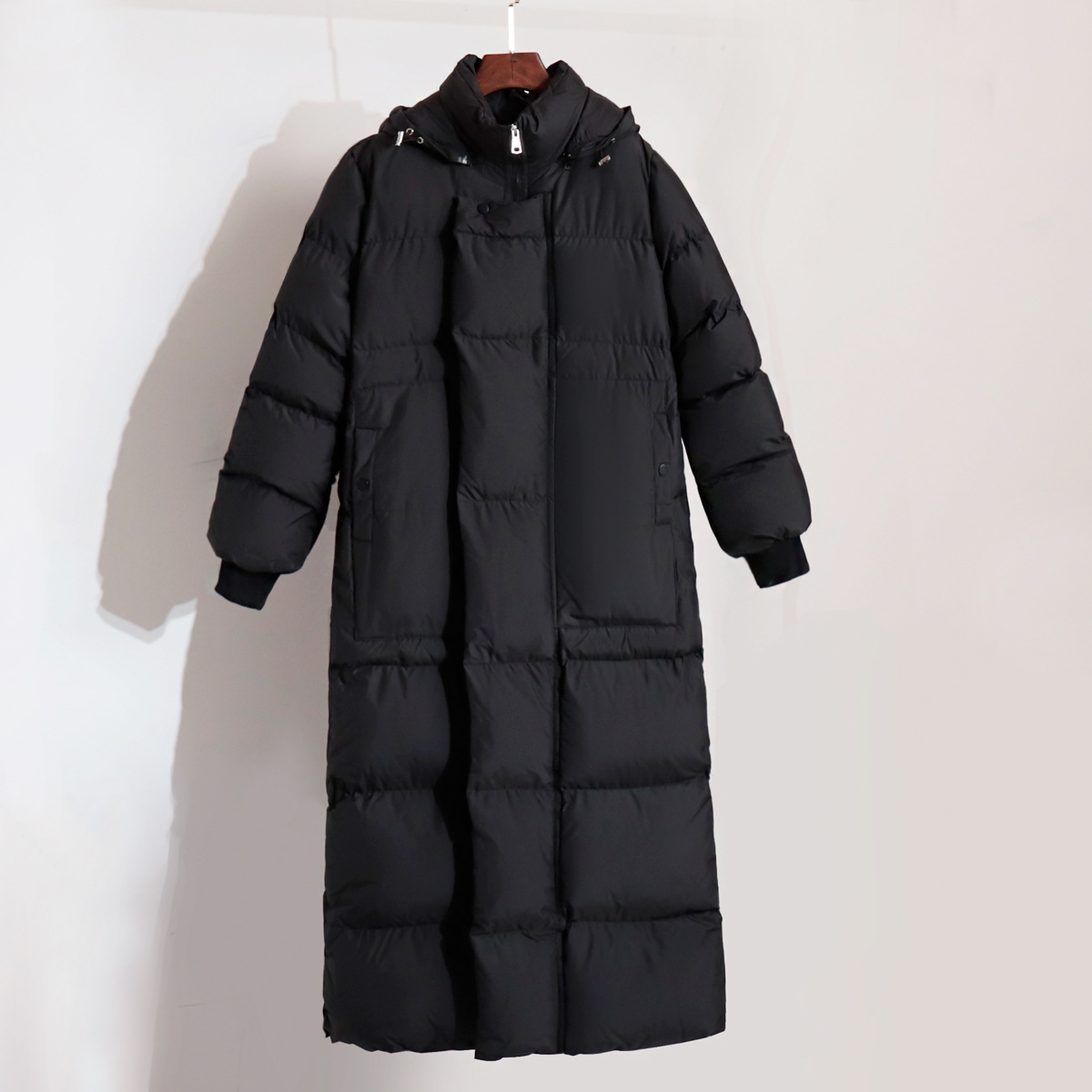 Abrigo largo de algodón para comercio transfronterizo, estilo europeo y americano, nuevo modelo de invierno 2025, elegante y cálido, engrosado con botones ocultos, chaqueta larga de algodón con capucha. image 6