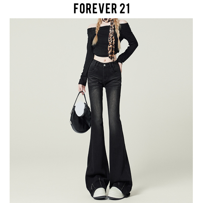 Black Slim-Fit Flared Jeans for Women, Trendy New American Style, High-Waisted Bootcut Pants with a Unique Design