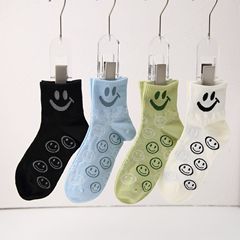 Boneless socks Women's socks Summer thin original Ins trendy socks Korean smiling ladies' sports five-inch short socks