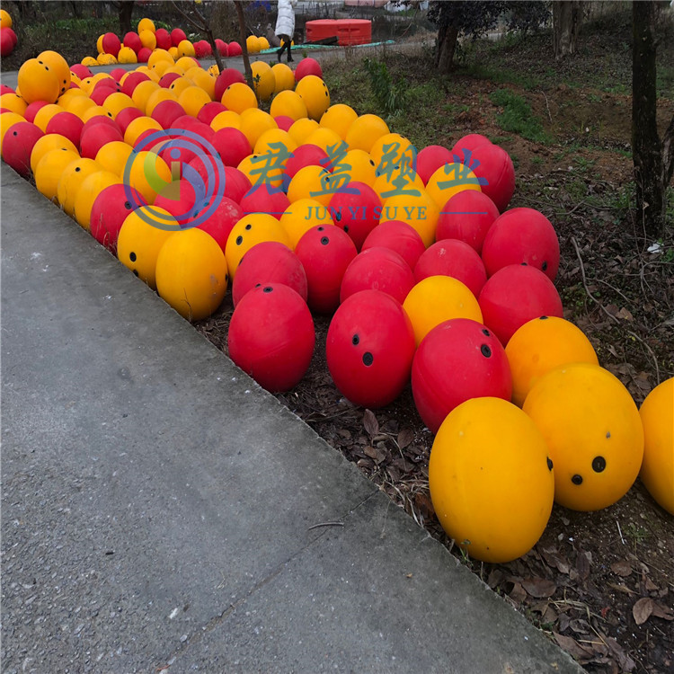 供应30公分海上塑料浮球 300mm划分区域滚塑浮球批发