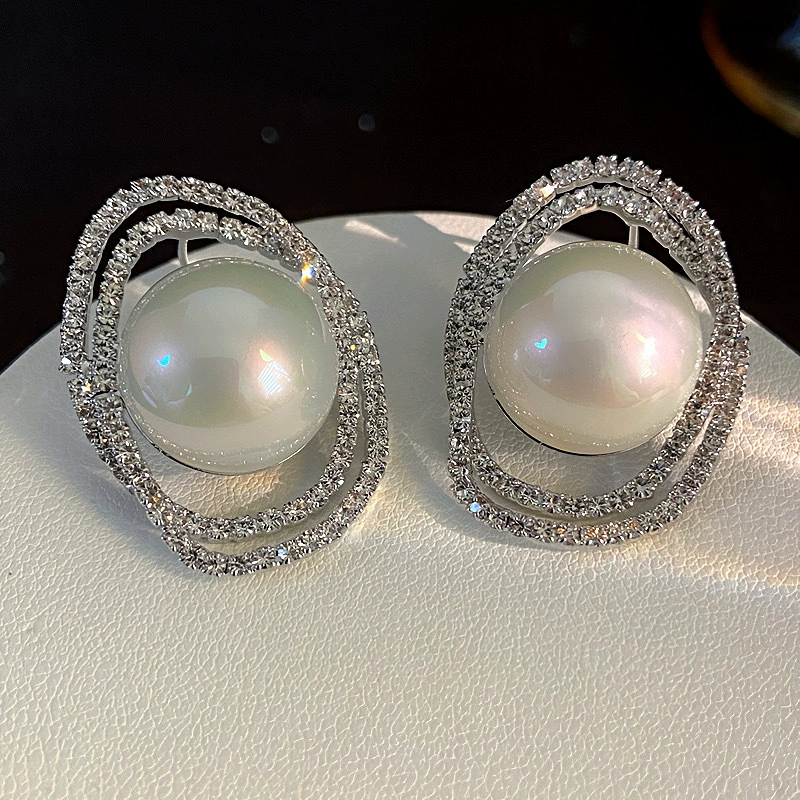 Серебряная игла, модные универсальные серьги с жемчугом, тренд сезона, высококачественный стиль