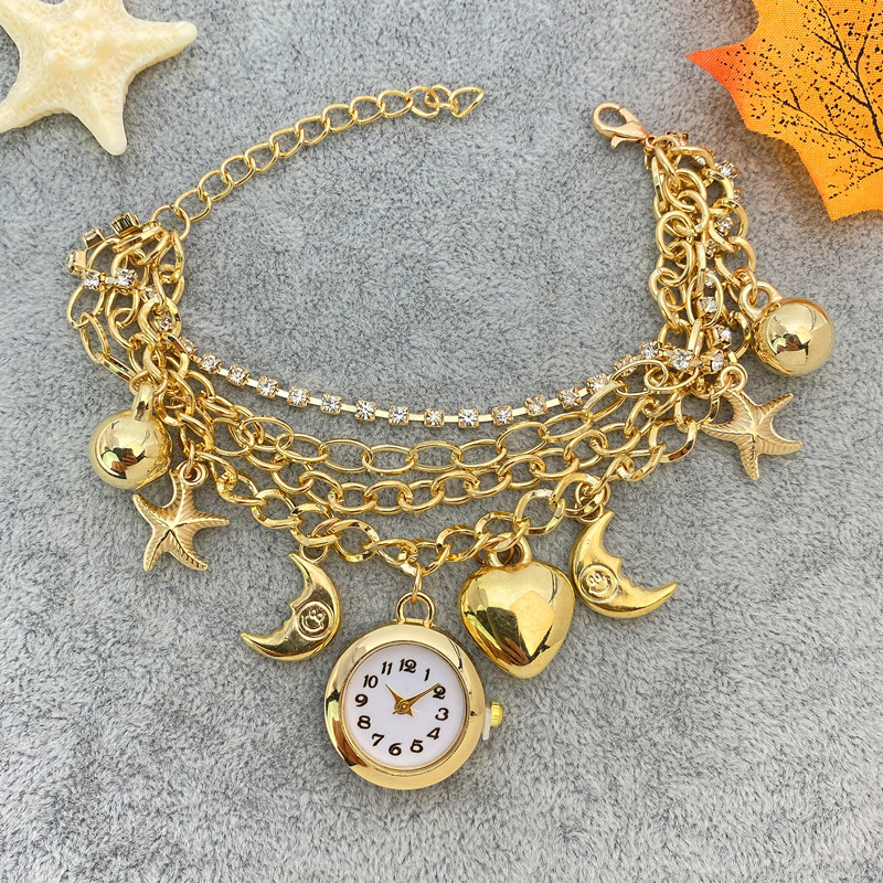 fashionable quartz watch