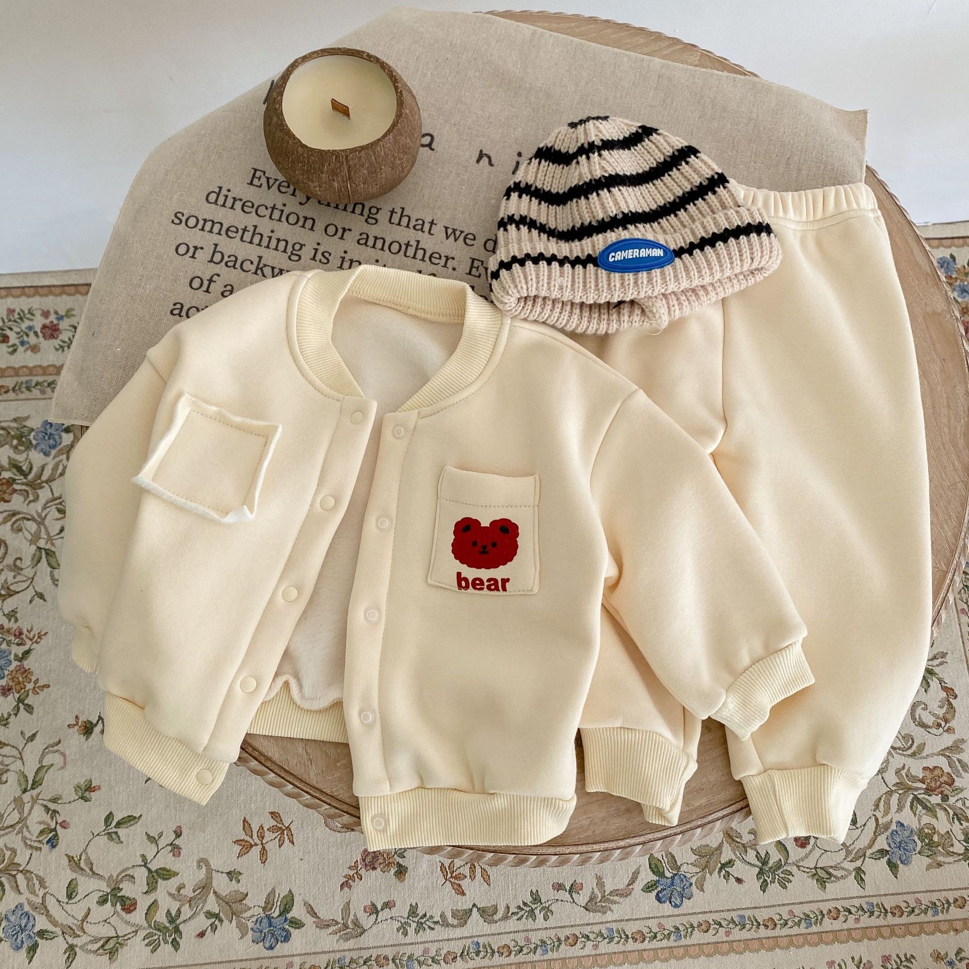 2024 Spring Autumn Baby Boys Girls Rabbit and Bear Printed Coat+Pants with Velvet Warmth Set_voghion.com
