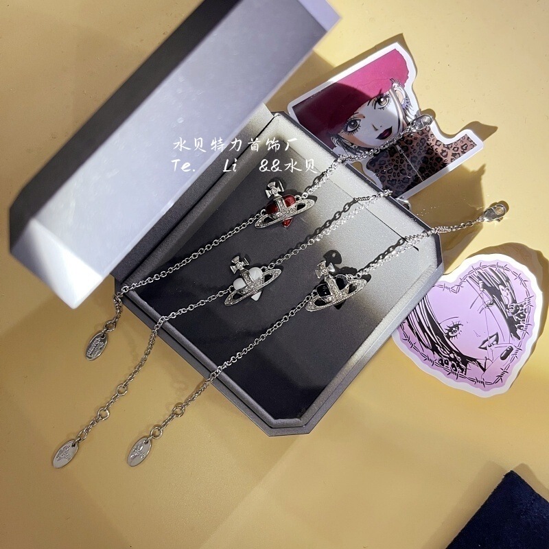 2026 Empress Dowager Bracelet Heart Bracelet Same Style as Girlfriend Xiao Tong Vivienne Versatile Factory Wholesale 2026 Empress Dowager Bracelet Heart Bracelet Same Style as Girlfriend Xiao Tong Vivienne Versatile Factory Wholesale