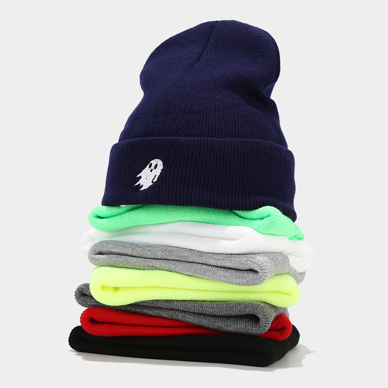 Amazon Venta caliente fantasma bordado Halloween hombres y mujeres sombrero de punto Otoño e Invierno moda de la calle sombrero frío moda caliente