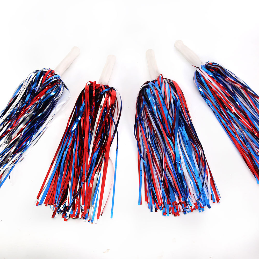 Día de la Independencia de los Estados Unidos porristas de mano flores rojas, blancas, azules filamentos brillantes festivos espectáculo manija bola de flores