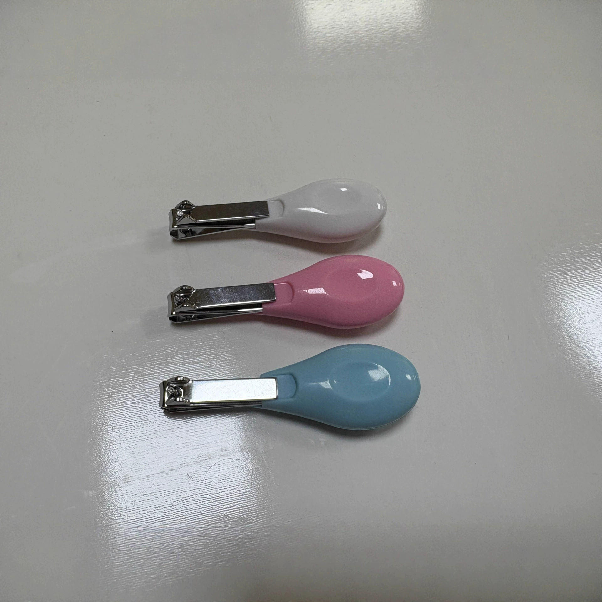 Фабрика прямые оптовые Детские кусачки для ногтей длинная ручка Детские кусачки для ногтей