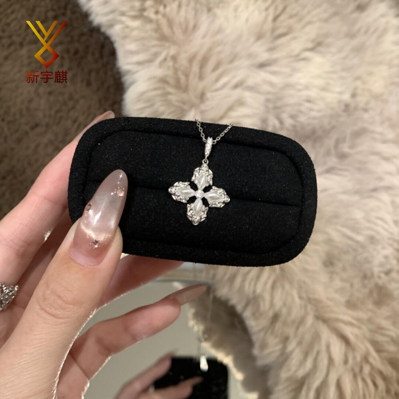 Xiaomi Bead Cross Necklace Four Leaf Clover Chain Gold Necklace_voghion.com