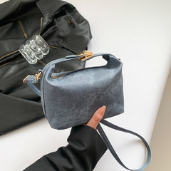 法式個性潮流復古手提包女包包2024新款簡約枕頭包百搭單肩斜挎包