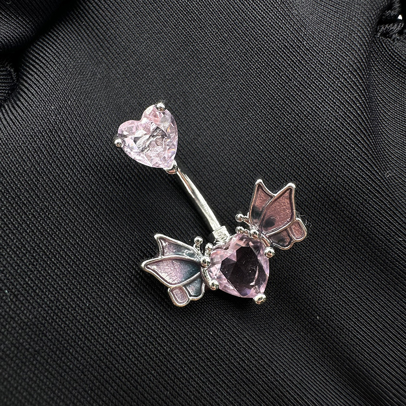 Piercing ombelico cuore con ali di farfalla e diamanti sexy_voghion.com