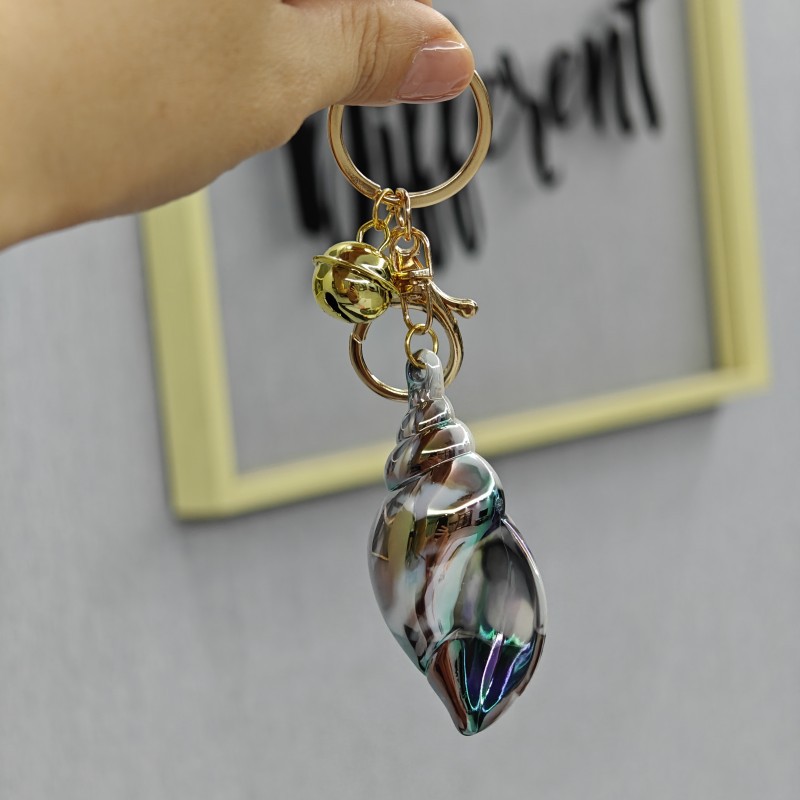 Colorado conchillo de color grande llavero eléctrico conchillo de color llavero mochila colgante acrílico pequeño regalo colgante