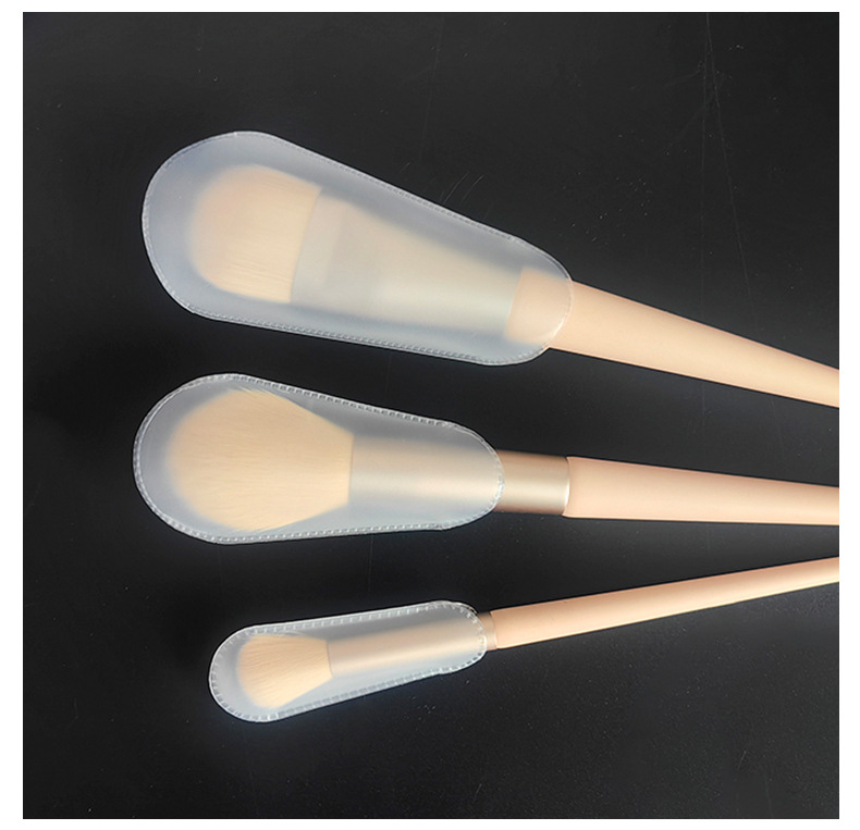 EVA Makeup Brush Hair Cover 6