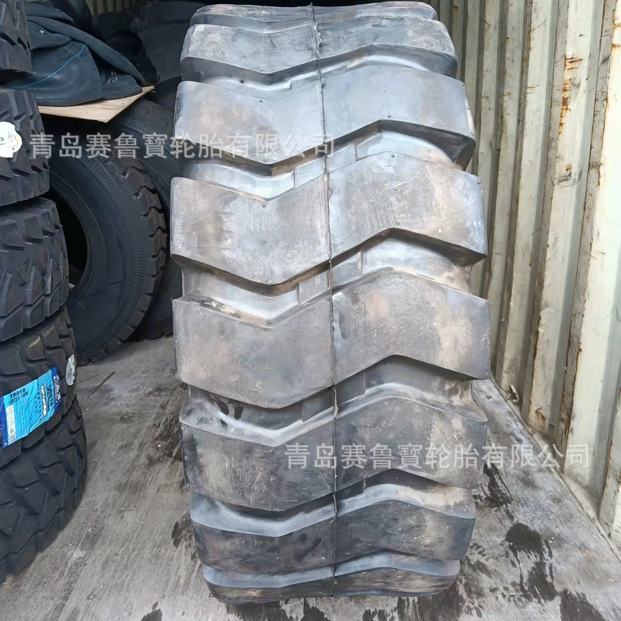 16/70-24装载机轮胎   工程机械轮胎