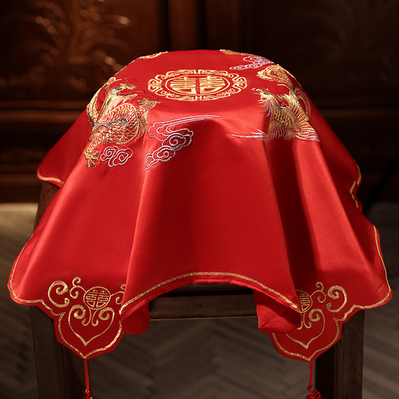 Red Veil 2021 New Style Wedding Dress for Brides, Chinese Embroidered Xiaohuo Dress with Tassels, High-End Increased Size Wedding Veil