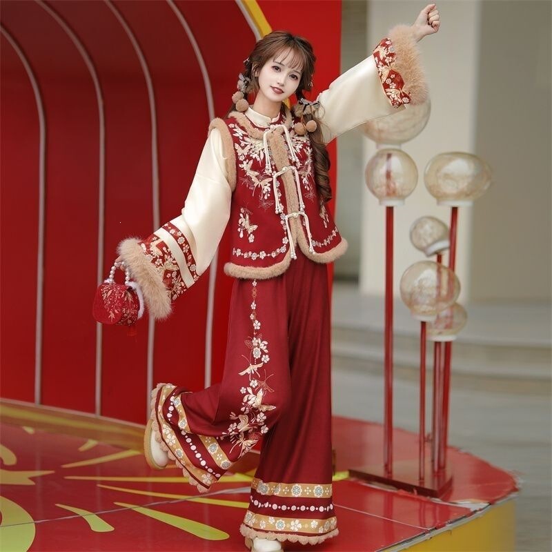2026 Autumn/Winter New Chinese-Style Improved Hanfu Set: Comfortable and Fashionable, New Chinese National Style, with Tags 2026 Autumn/Winter New Chinese-Style Improved Hanfu Set: Comfortable and Fashionable, New Chinese National Style, with Tags