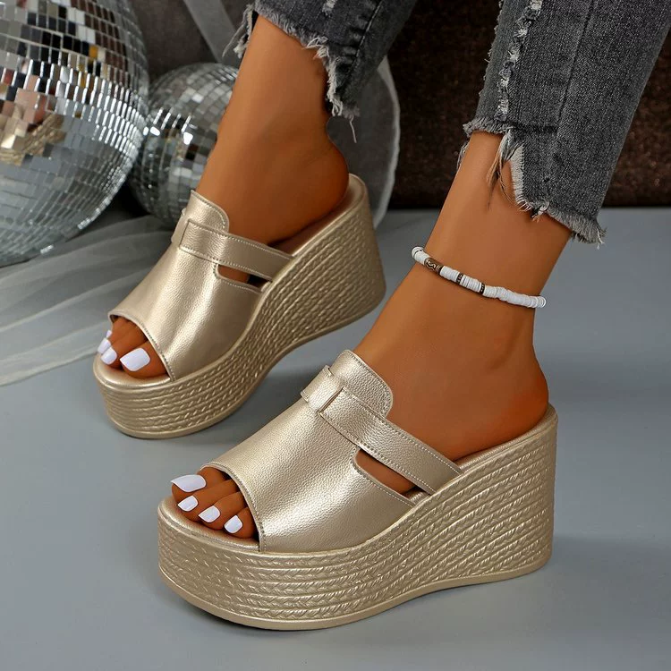 Новые летние тапочки на танкетке на толстой подошве с рыбьим ртом, водонепроницаемые сандалии на толстой подошве на платформе, готовые пляжные тапочки большого размера для внешней торговли