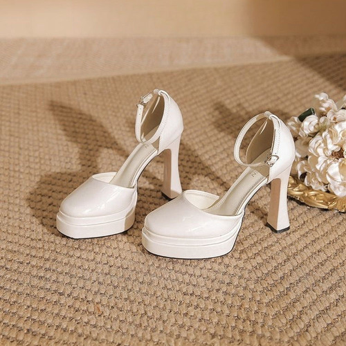 Super fairy beautiful single-layer shoes 2024 new style French sexy temperament all-matching sandals with a word band, height-increasing toe shoes
