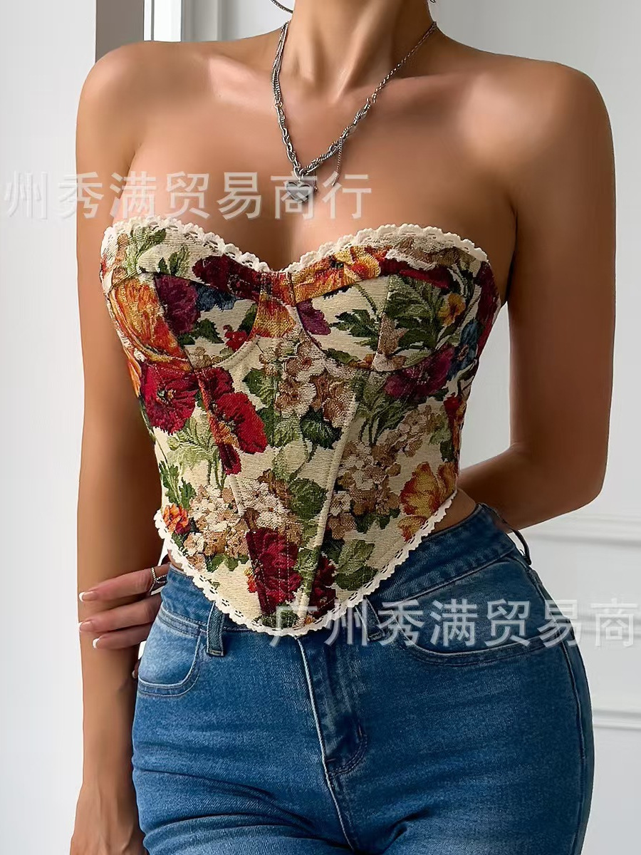 Top con bordado tridimensional y malla, estilo corsé con ballenas