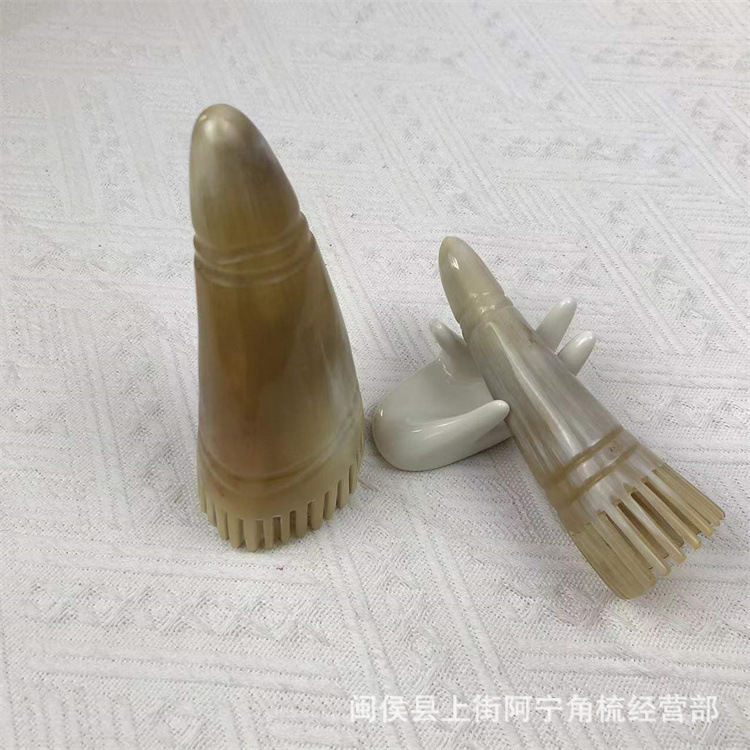 Natural Buffalo Horn Comb Fine and Wide Teeth Massage Comb Gua Sha Board Acupoint Stick 15-20cm key features