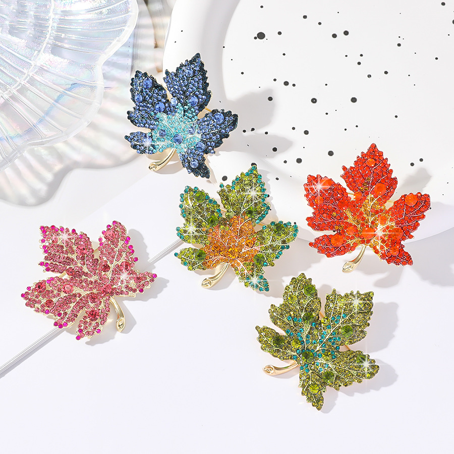 Fashionable sophisticated red maple leaf