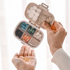 ポータブル8格シール薬ボックス防湿一周间ピルボックス分装収纳小麦薬品ボックス印刷可能