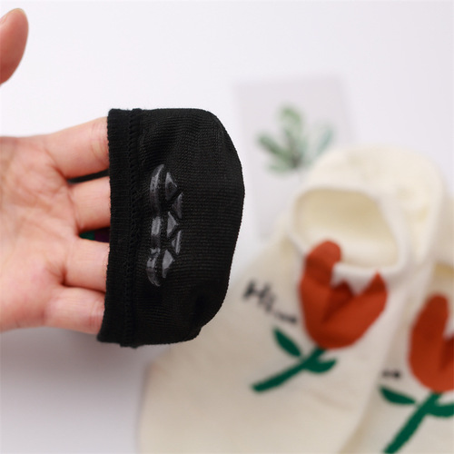 Spring and summer socks, women's socks, thin style with silicone shallow boat socks for women, cute tulip low-top ins style women's socks
